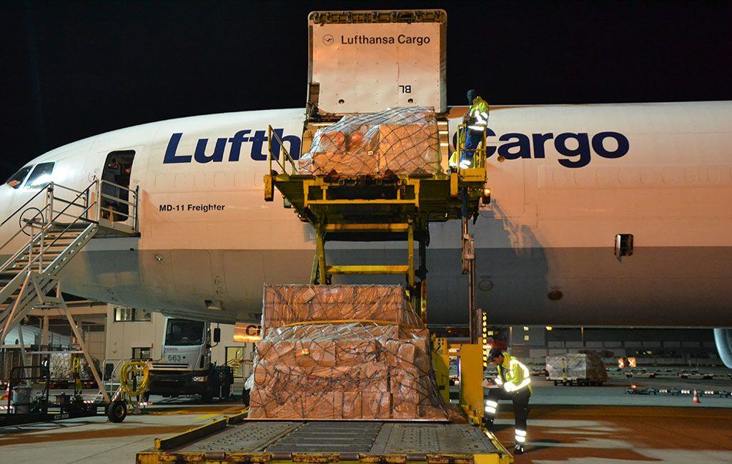 Lufthansa_Cargo_Beladung